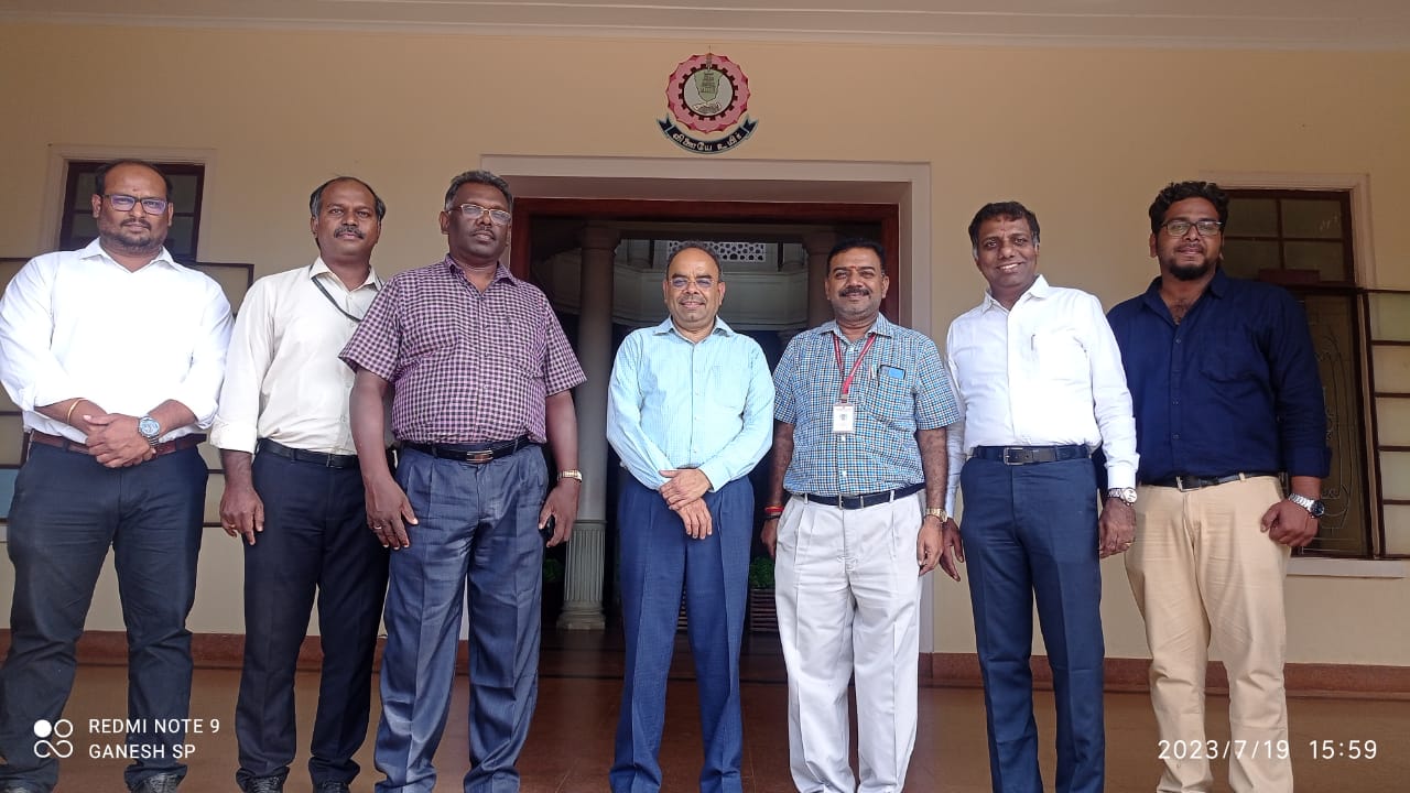 Mr S. Srinivasan (1983-EEE), Executive Vice President, Larsen & Toubro ...